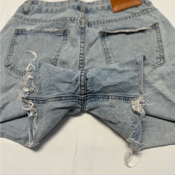 Princess Polly Blue Denim Shorts: Size 6 - Picture 4 of 9